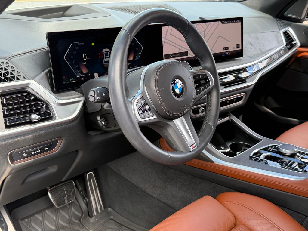 Thumbnail: 2024 BMW X7 - 18