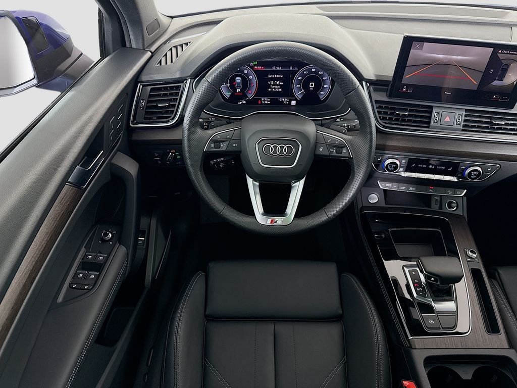 Thumbnail: 2025 Audi Q5 - 10