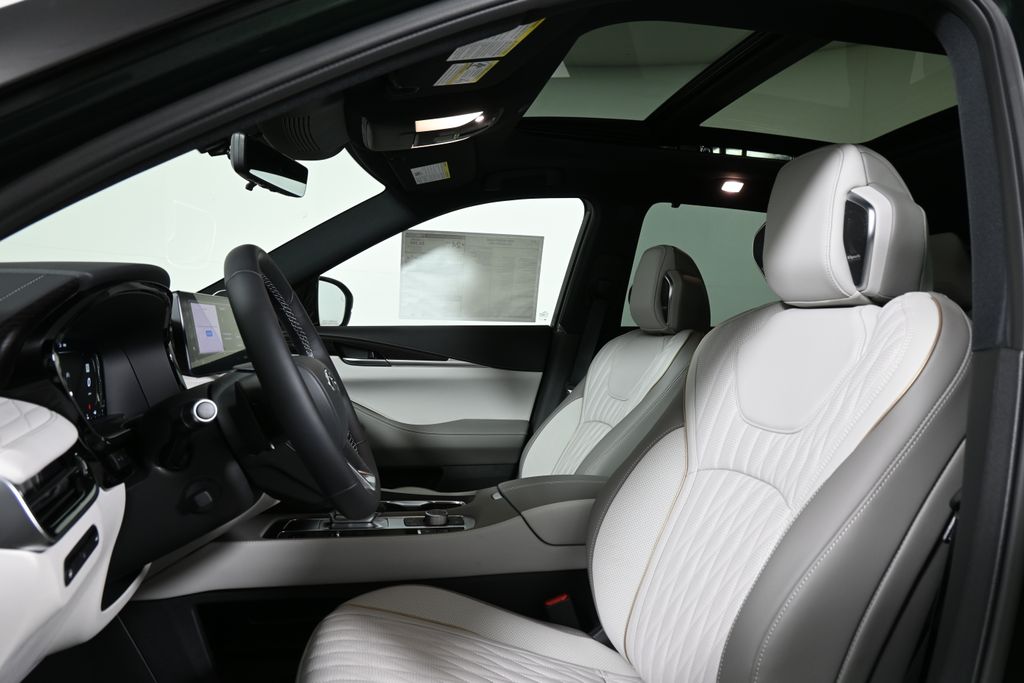 Thumbnail: 2026 INFINITI QX60 - 13