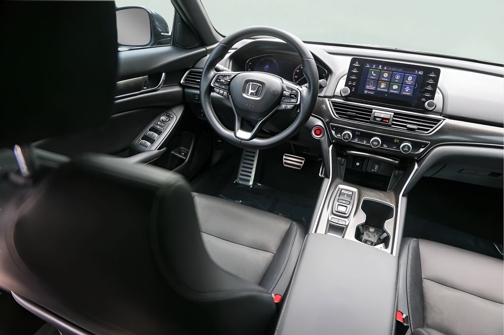 Used Car 2020 Honda Accord  Sport 2.0t For Sale Under $30,000 In Austin, Texas
