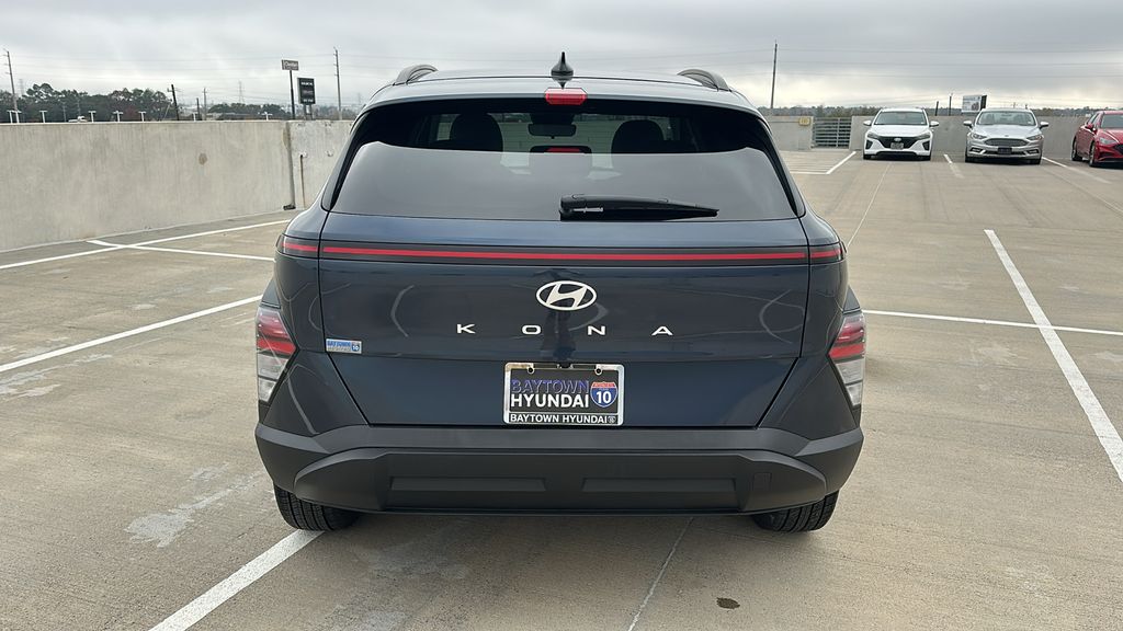 2025 Hyundai Kona SEL - 10