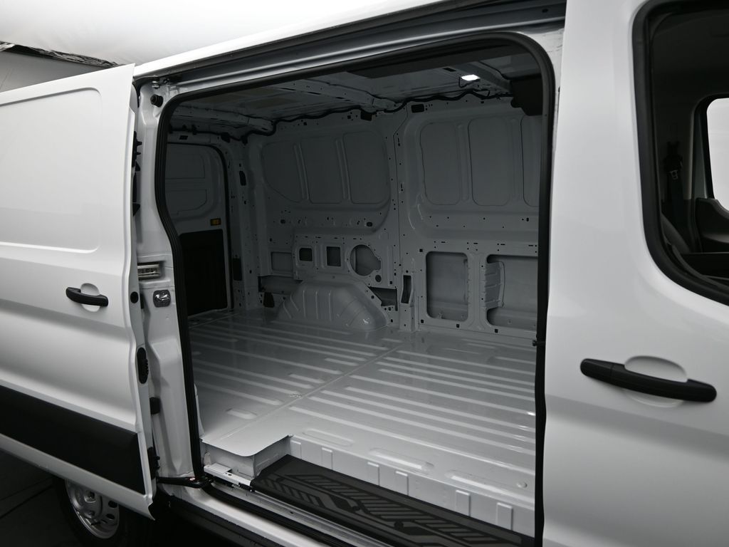 2025 Ford Transit 350