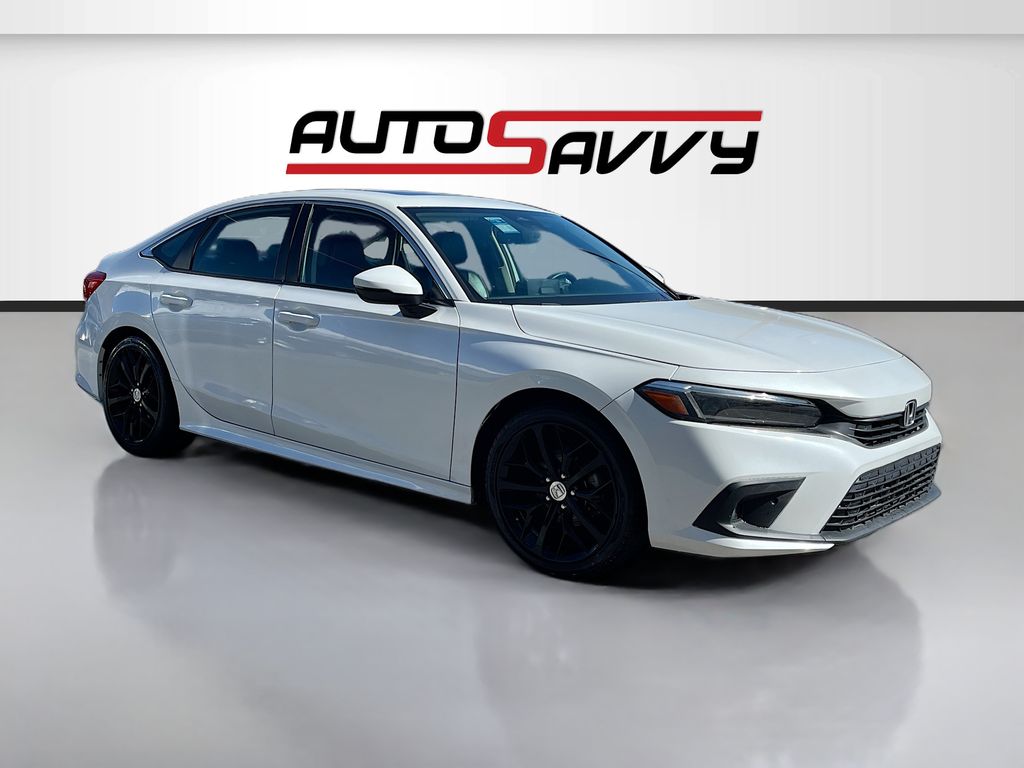 2024 Honda Civic Touring CVT's photo
