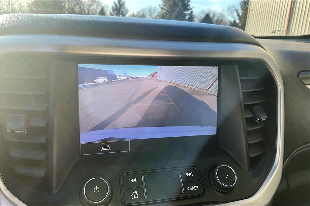 Certified Used 2023 White GMC SLT image 15