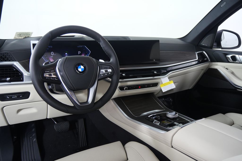 Thumbnail: 2026 BMW X5 - 18