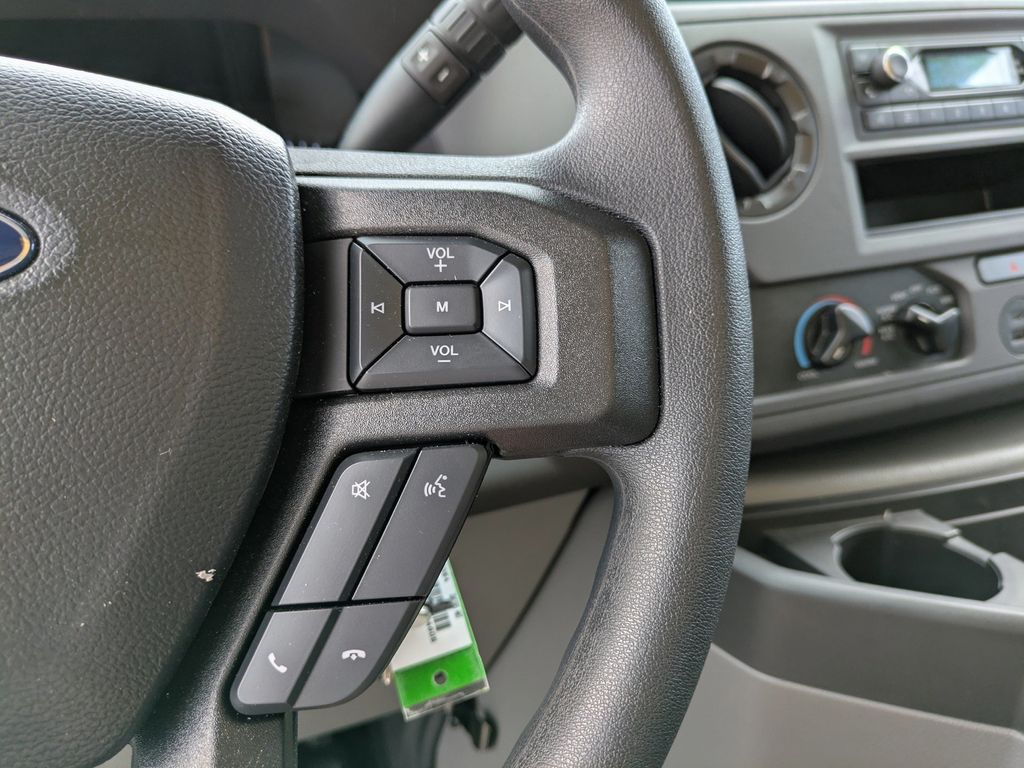 2025 Ford E-350 Cutaway 