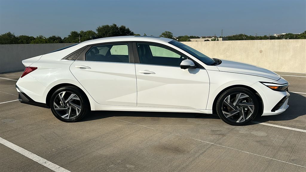 2024 Hyundai Elantra Limited White at Community Toyota