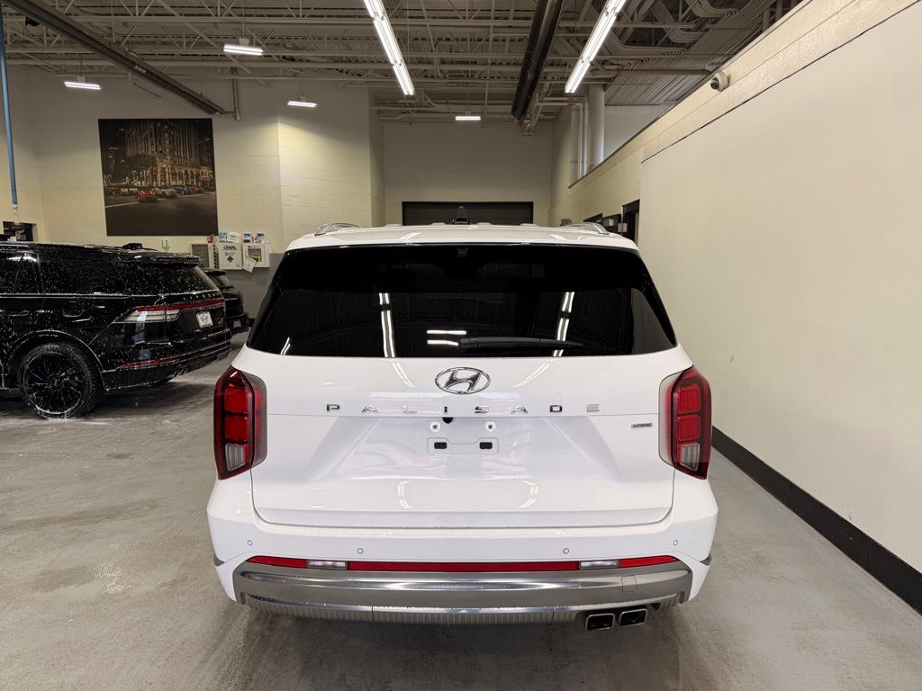 Thumbnail: 2023 Hyundai Palisade - 4