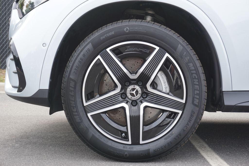 Thumbnail: 2025 Mercedes-Benz GLC - 20