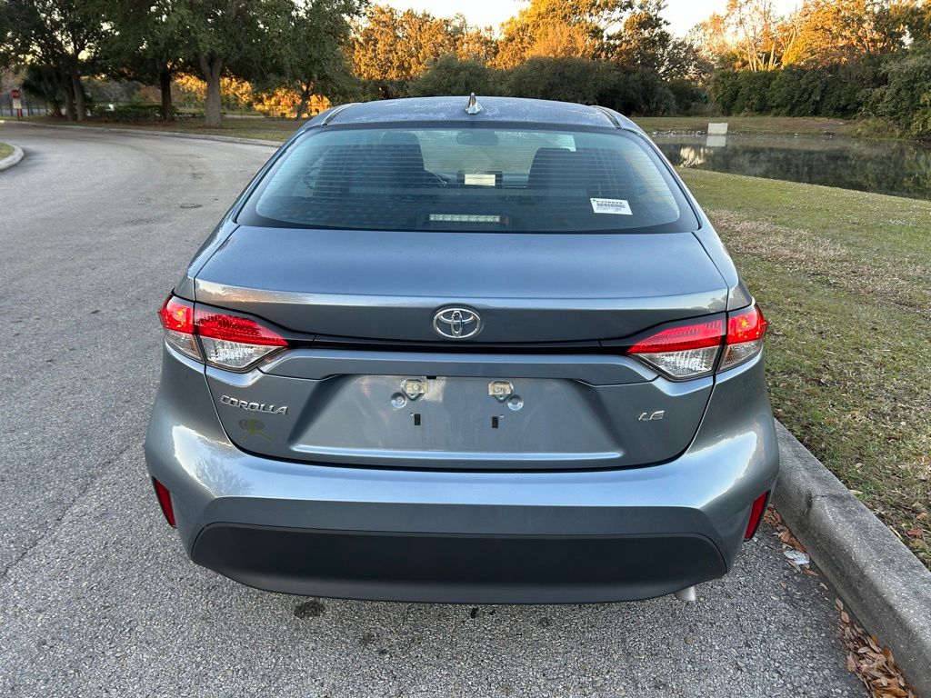 Thumbnail: 2025 Toyota Corolla - 4