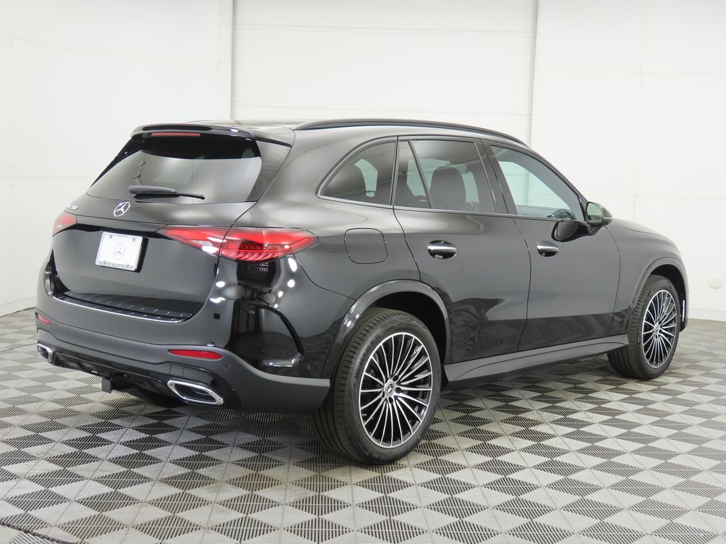 Thumbnail: 2026 Mercedes-Benz GLC - 5