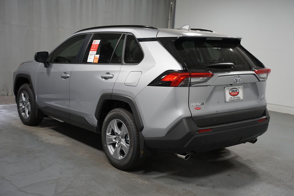 2025 Toyota RAV4 LE 6