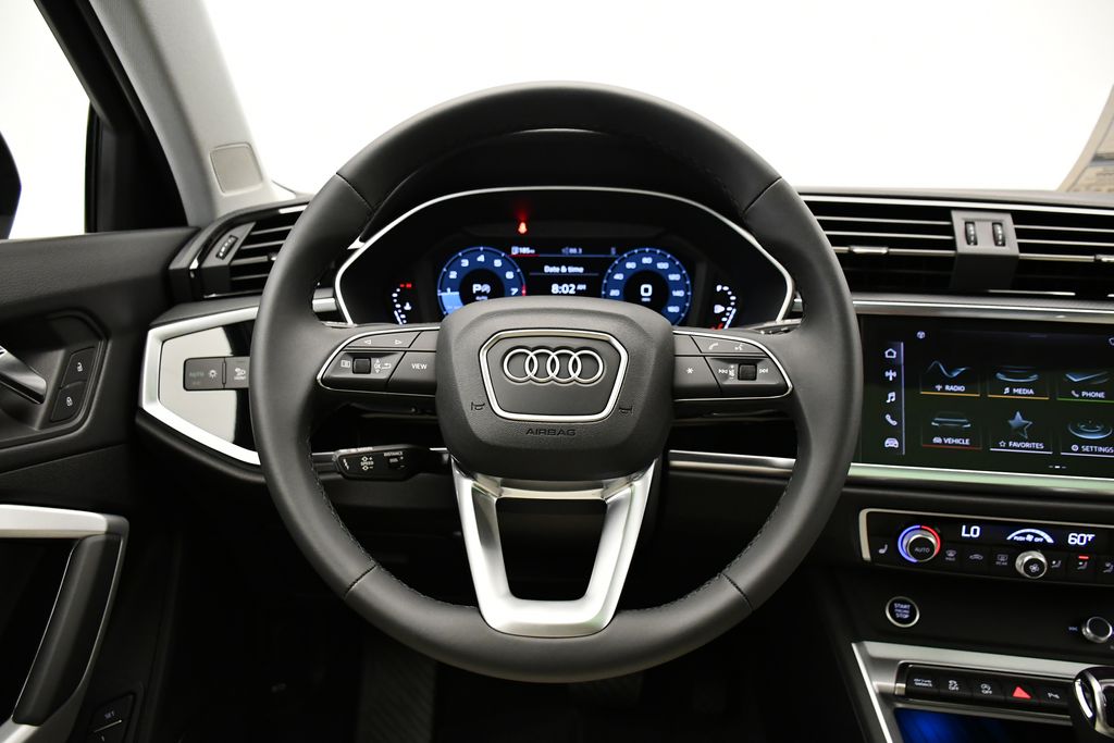 Thumbnail: 2025 Audi Q3 - 25