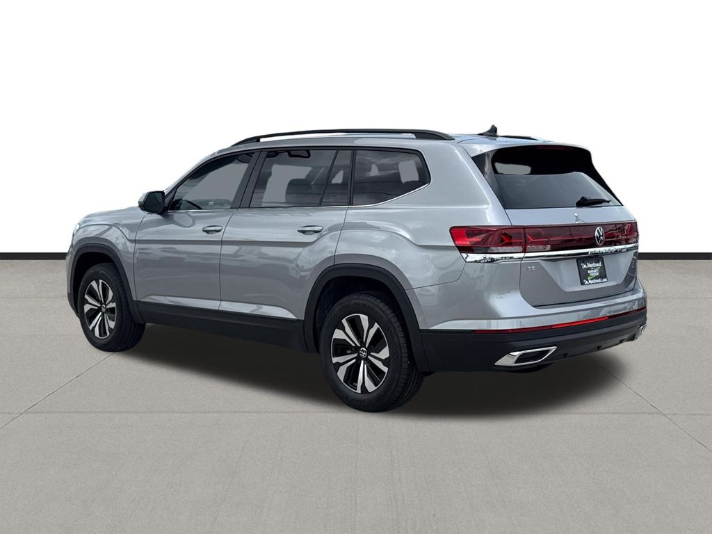 2026 Volkswagen Atlas 2.0T SE Silver at Bayshore Chrysler Jeep Dodge Ram