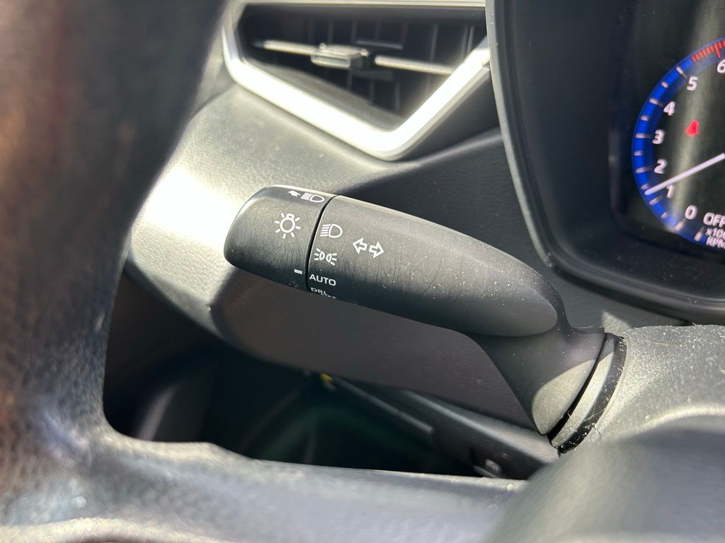 Thumbnail: 2022 Toyota Corolla - 21