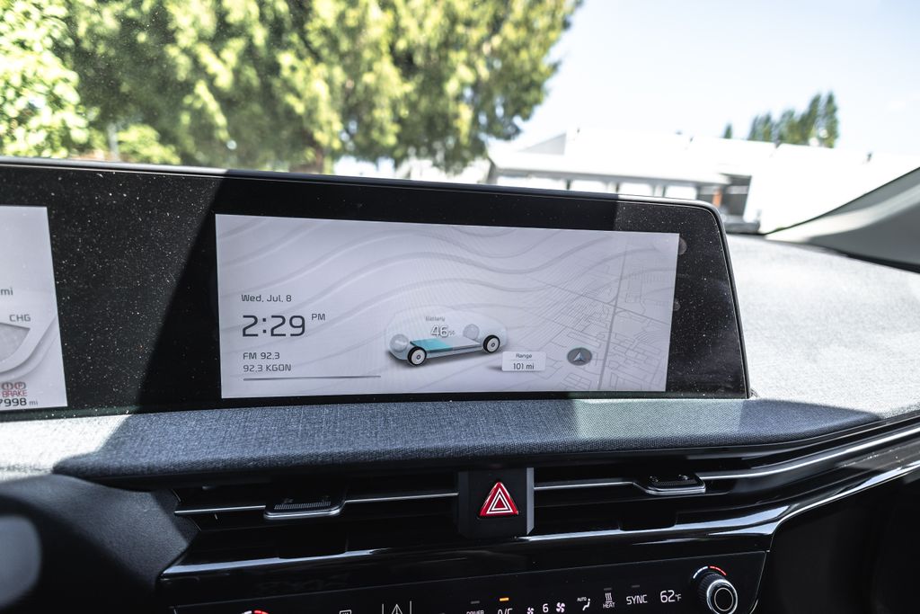 2024 Kia EV6 Light thumbnail 12