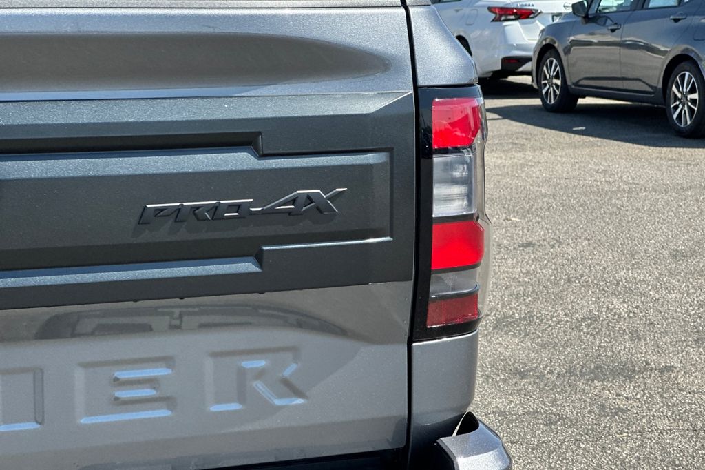 2025 Nissan Frontier PRO-4X - Photo 20