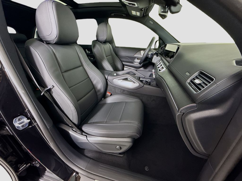 Thumbnail: 2026 Mercedes-Benz GLE - 21