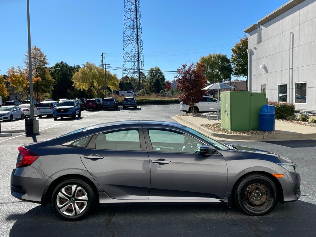 Thumbnail: 2016 Honda Civic - 7