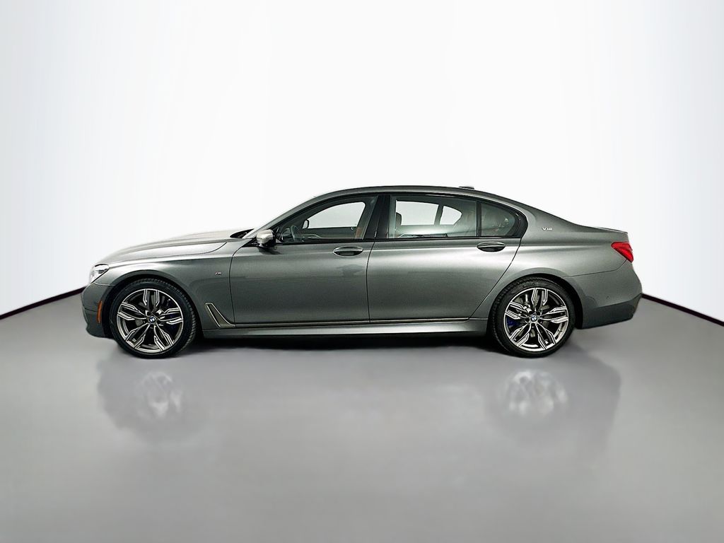 2019 BMW 7 Series M760i xDrive 8