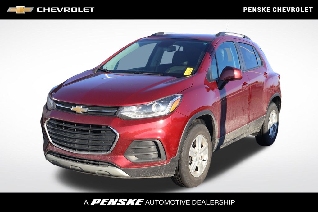 Thumbnail: 2022 Chevrolet Trax - 1