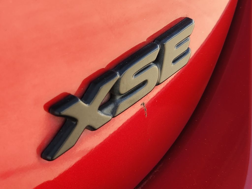2022 Toyota Camry XSE - 11