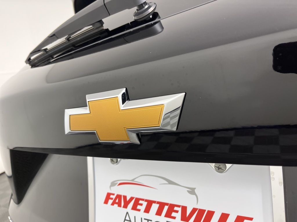 Thumbnail: 2025 Chevrolet Trax - 17