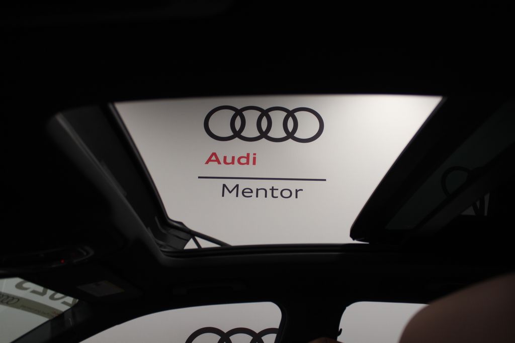 Thumbnail: 2023 Audi Q5 - 13