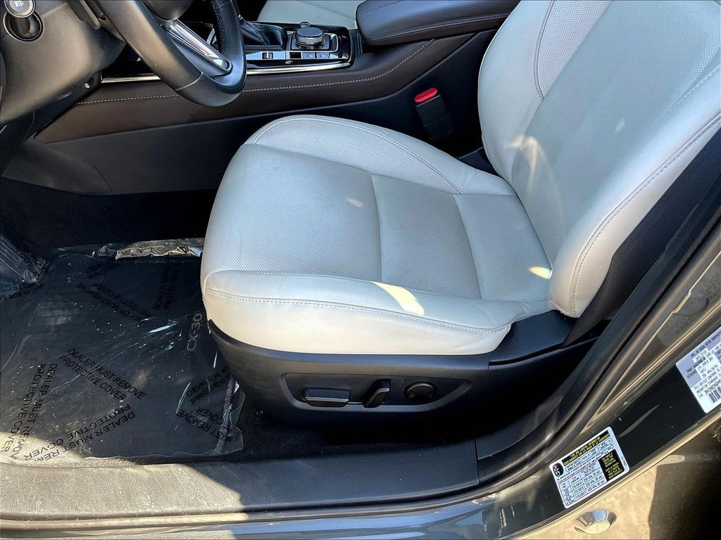 2023 Mazda CX-30 — photo 33