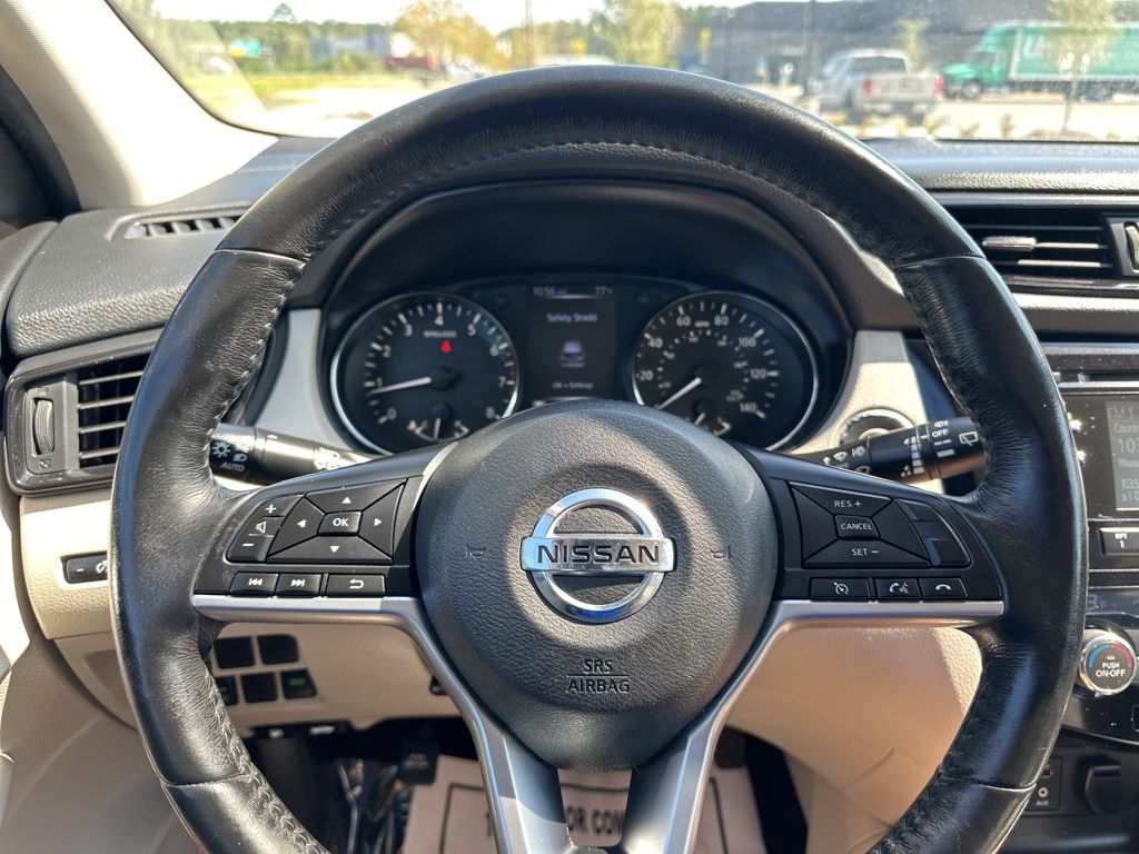 2018 Nissan Rogue Sport SV 34