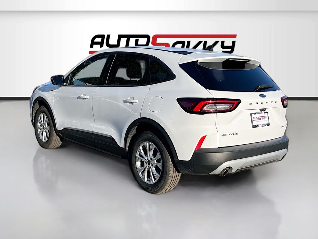 Used 2025 White Ford Active image 5