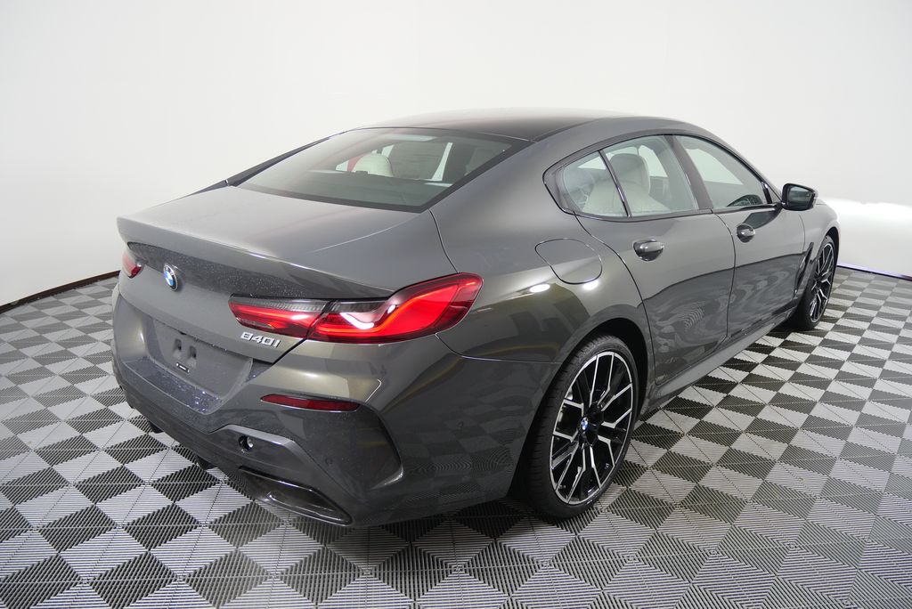 Thumbnail: 2026 BMW 8 Series - 4