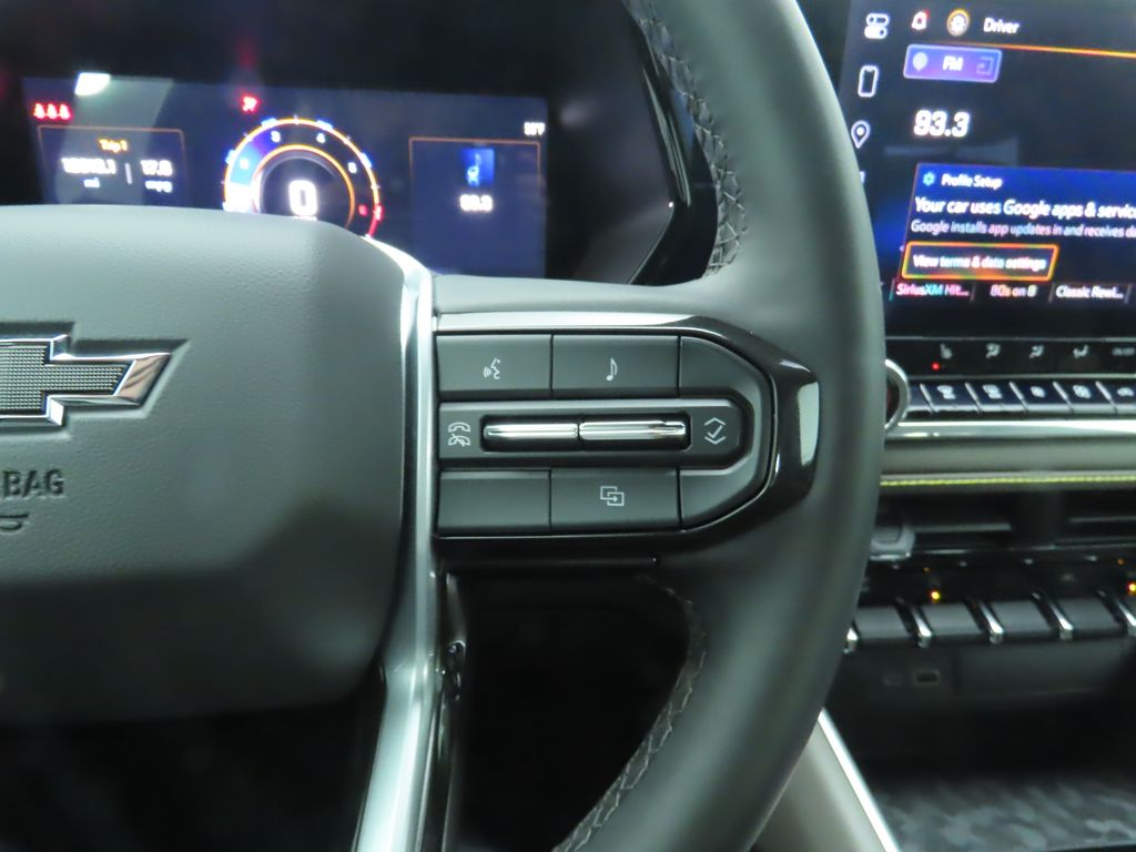 Thumbnail: 2024 Chevrolet Colorado - 12