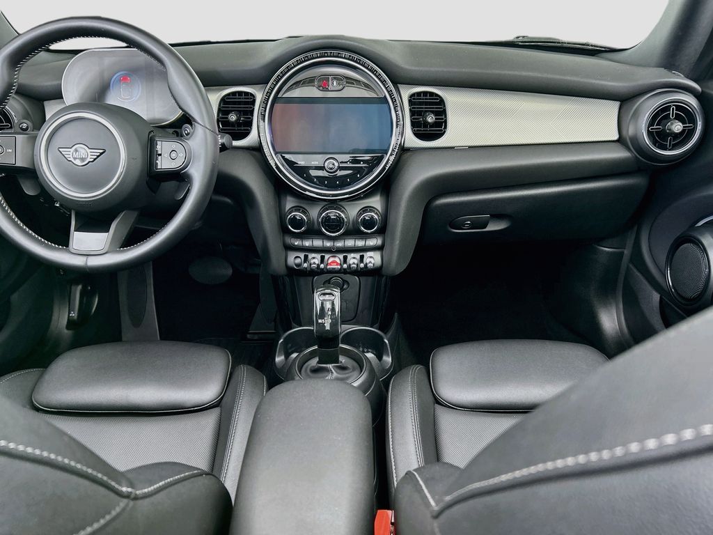 Thumbnail: 2024 MINI Cooper - 17