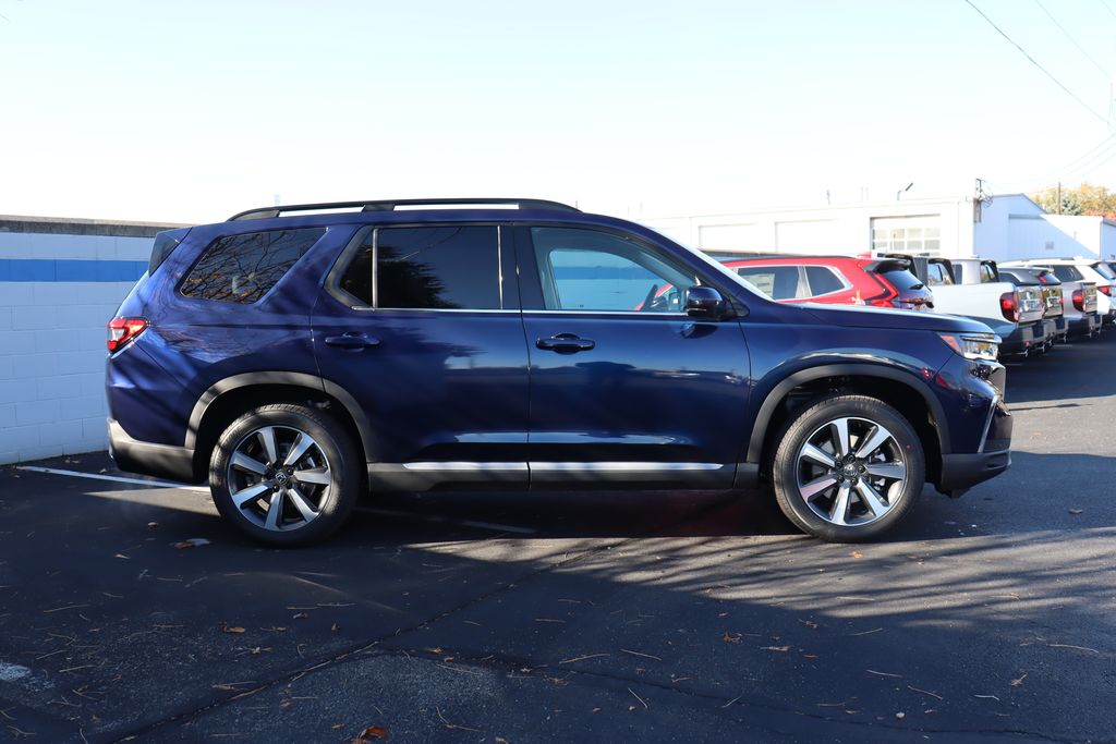 2025 Honda Pilot Touring 6