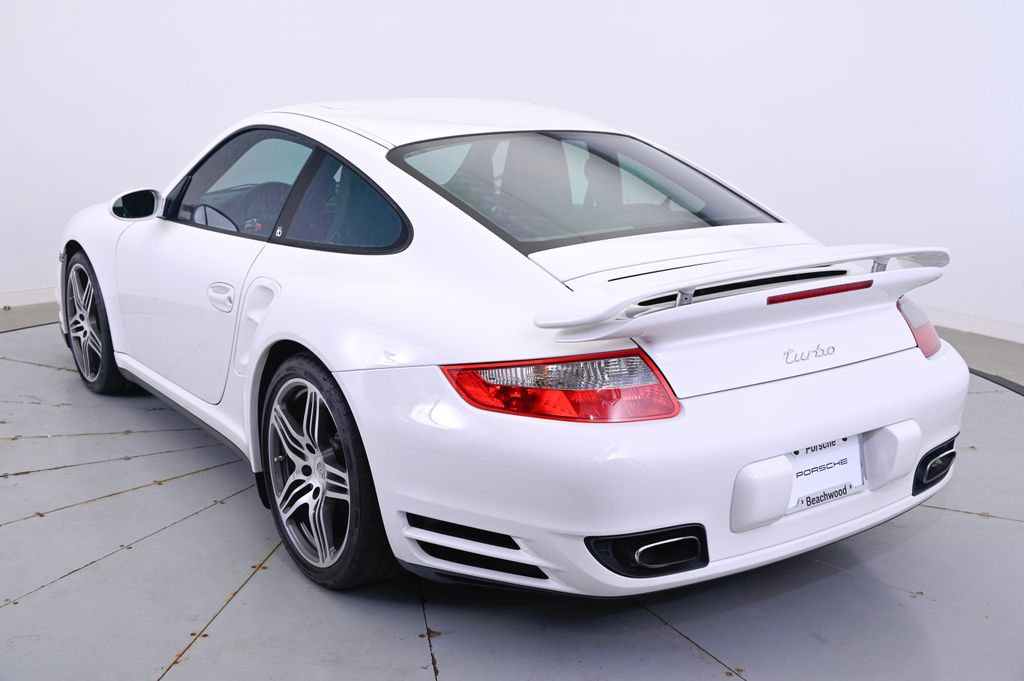 Thumbnail: 2009 Porsche 911 - 3