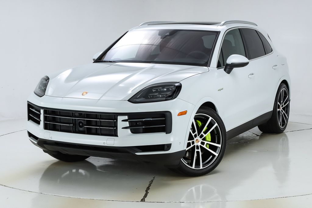 Carrara White Metallic 2026 Porsche Cayenne SUV / Crossover All-Wheel Drive 8-Speed Automatic