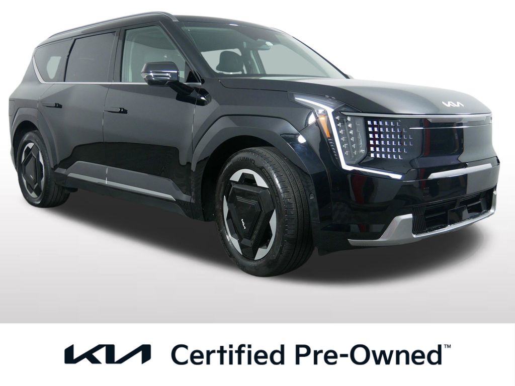  2024 Kia EV9 Land AWD   