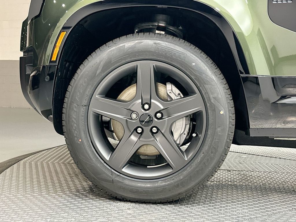 Thumbnail: 2026 Land Rover Defender - 5