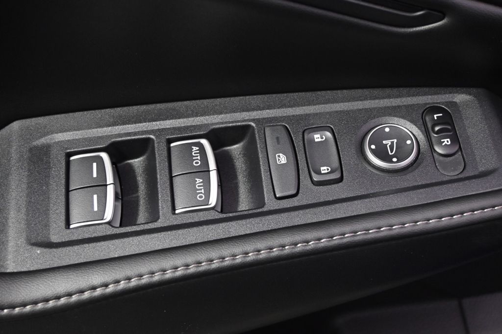 Used 2023  Honda Sport Hybrid image 23