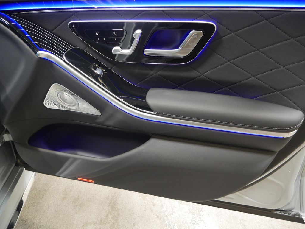 Thumbnail: 2026 Mercedes-Benz S-Class - 17