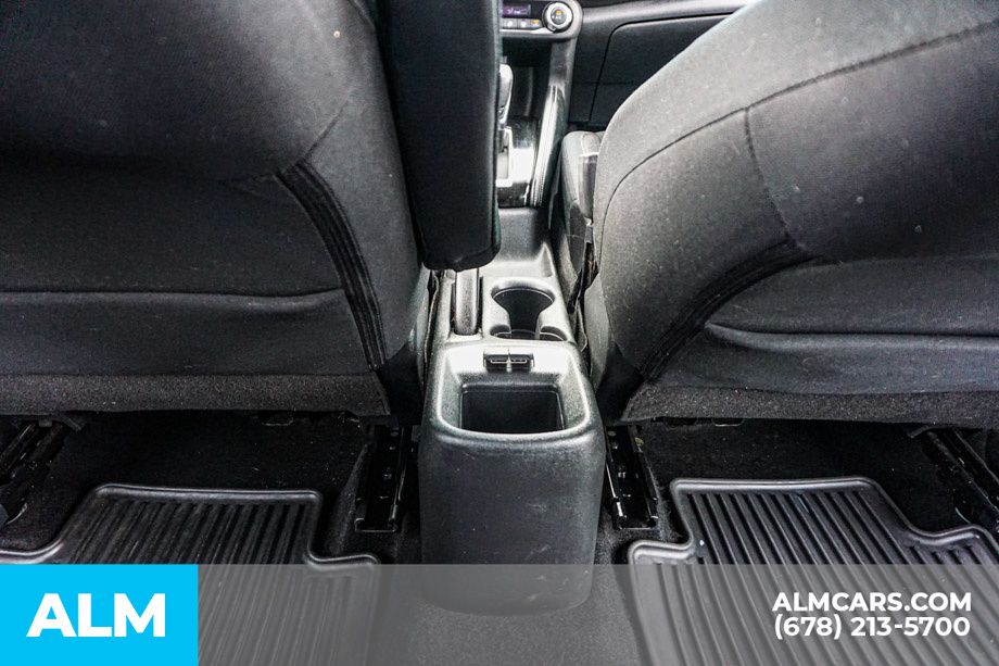 Used 2018 White Nissan SV image 31