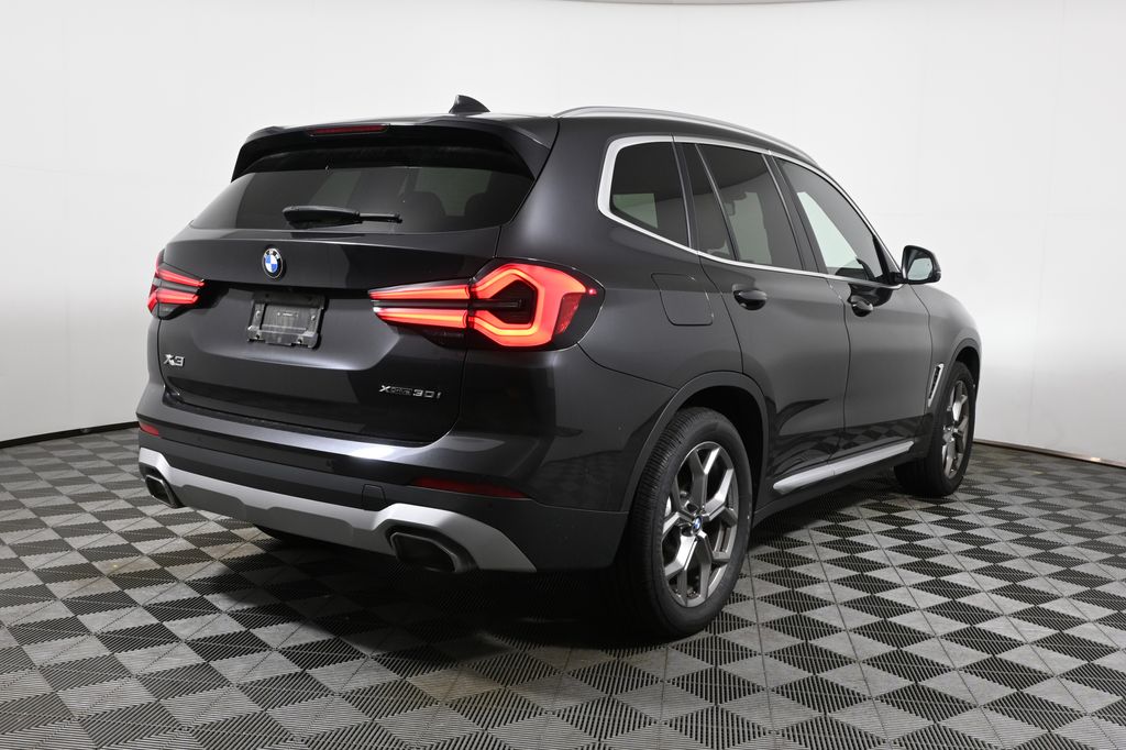 Thumbnail: 2024 BMW X3 - 11