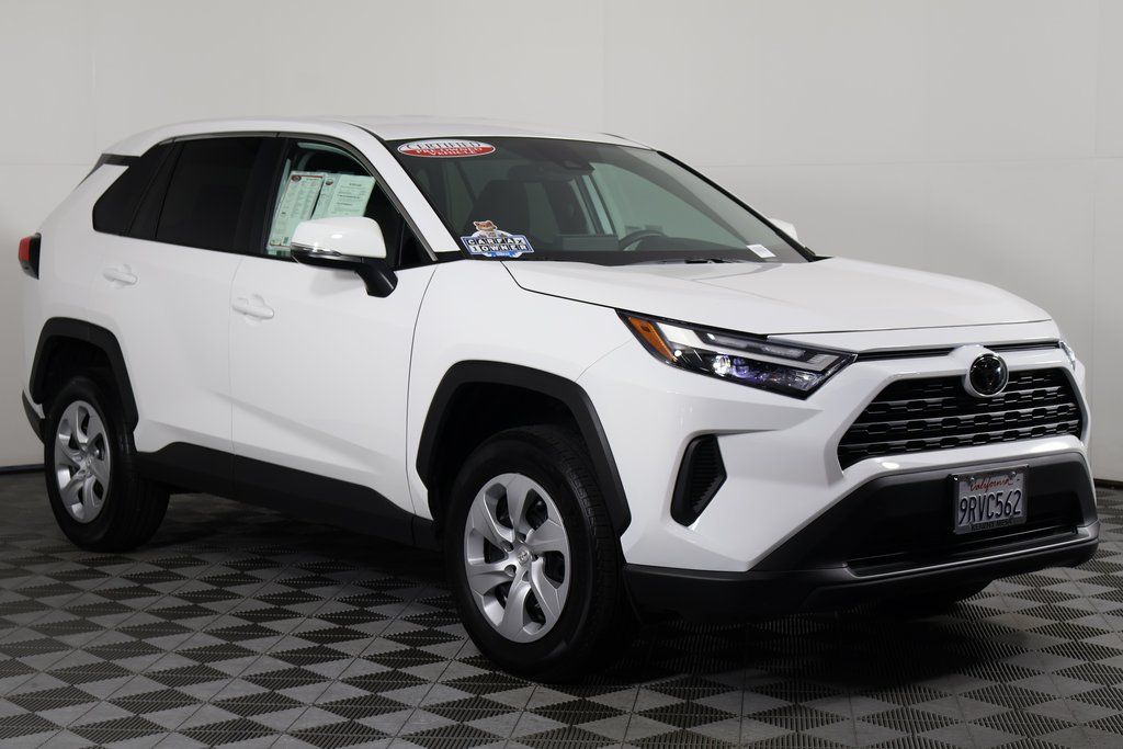 Thumbnail: 2025 Toyota RAV4 - 3