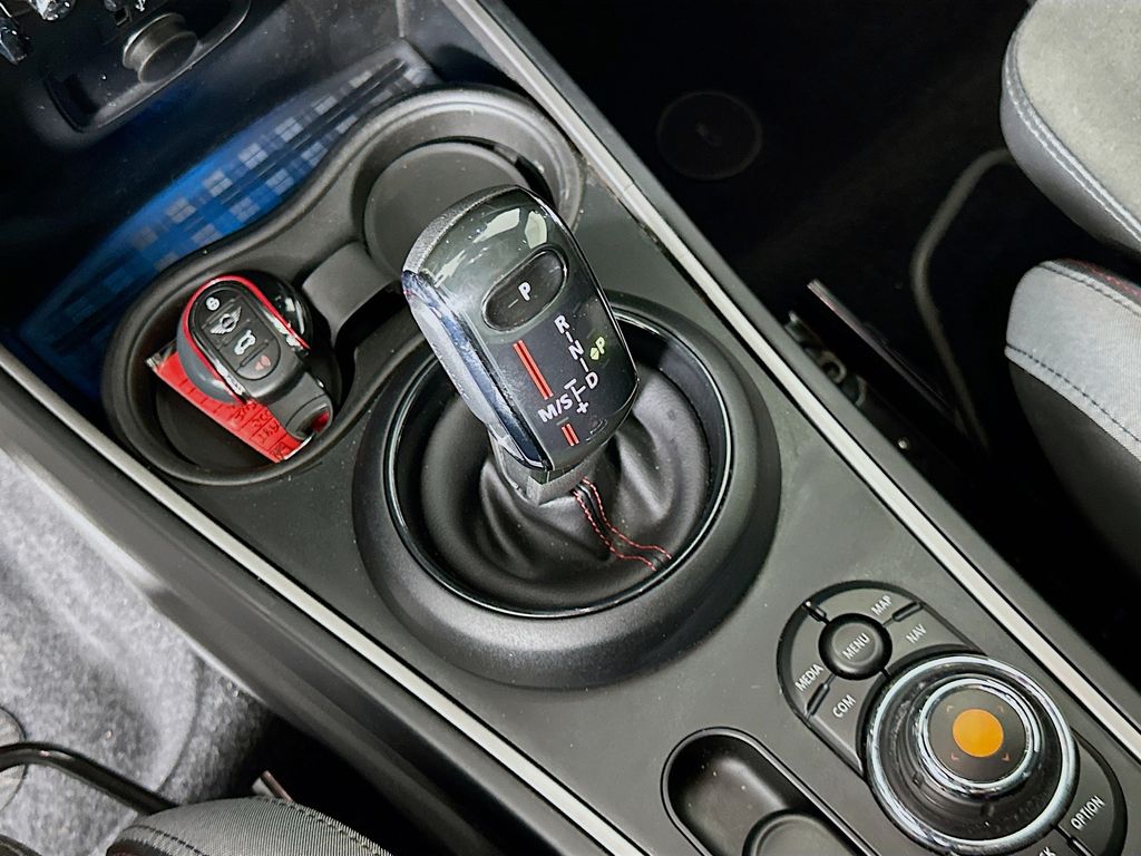 Thumbnail: 2020 MINI Cooper Countryman - 16