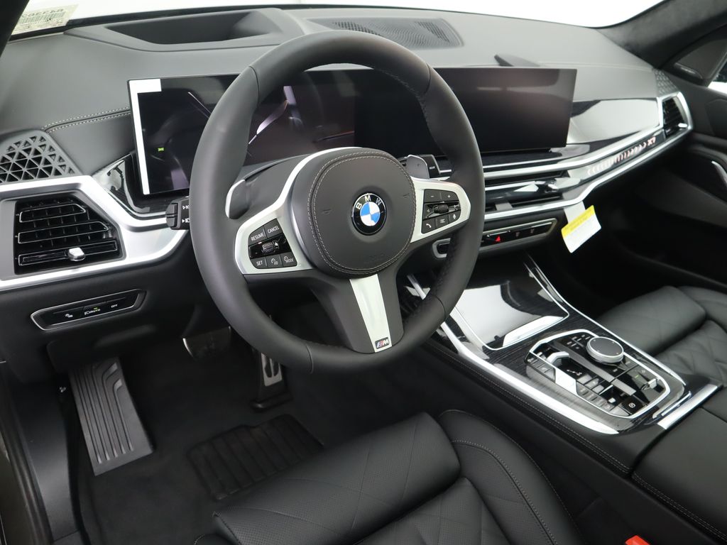 Certified Used 2026 Green BMW xDrive40i image 10