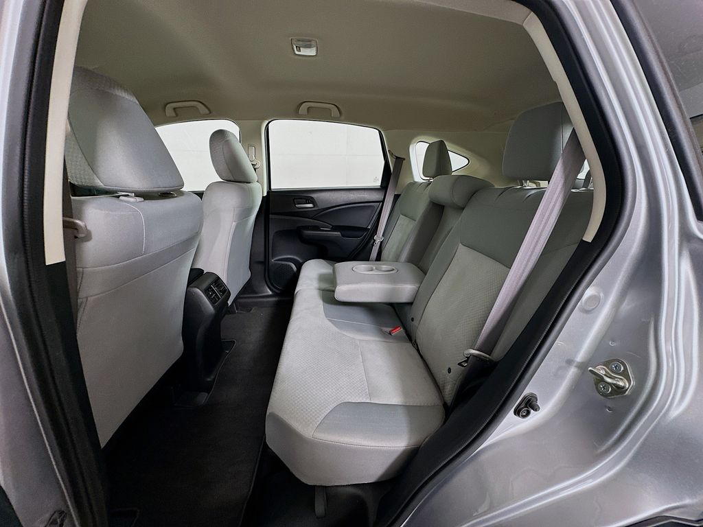 2016 Honda CR-V LX 23