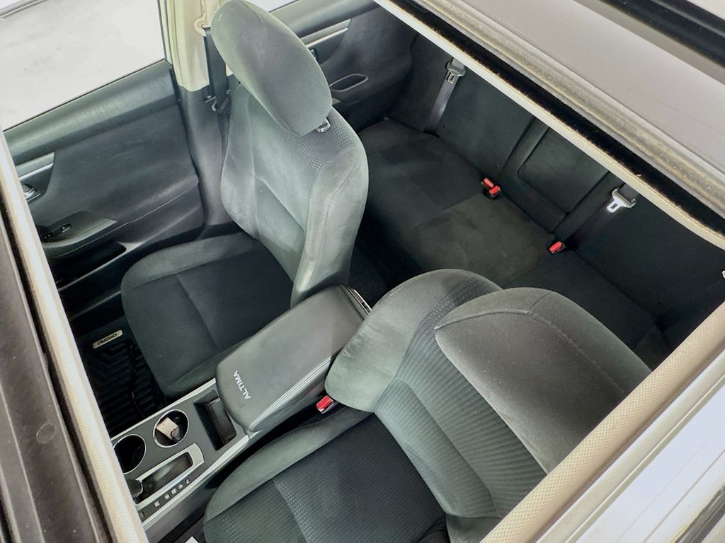 Used Car 2015 Nissan Altima  2.5 Sv For Sale Under $12,000 In Austin, Texas