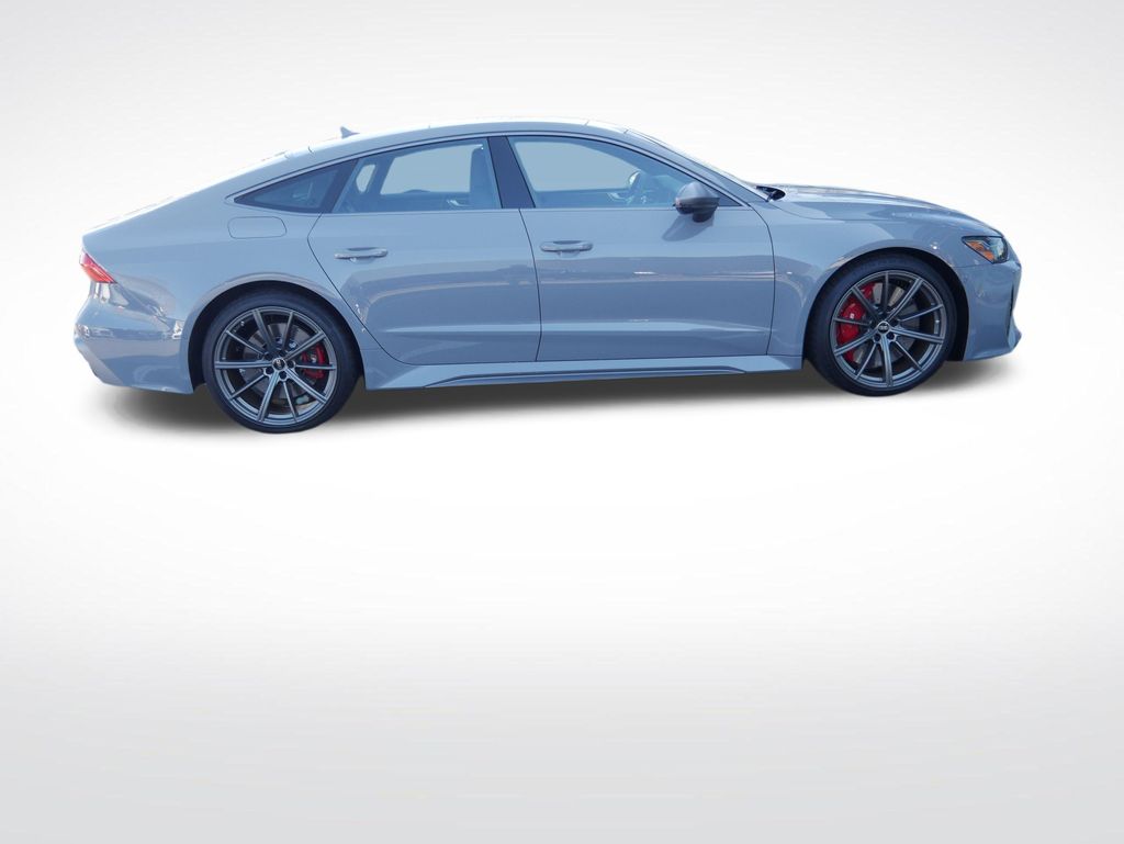 Thumbnail: 2026 Audi RS 7 - 5