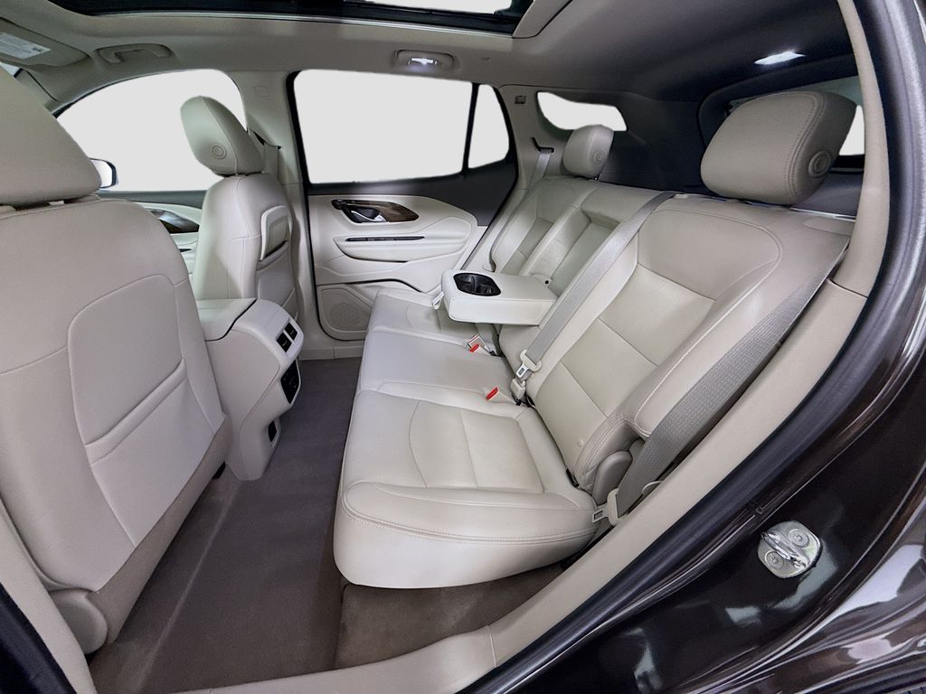 Thumbnail: 2020 GMC Terrain - 22